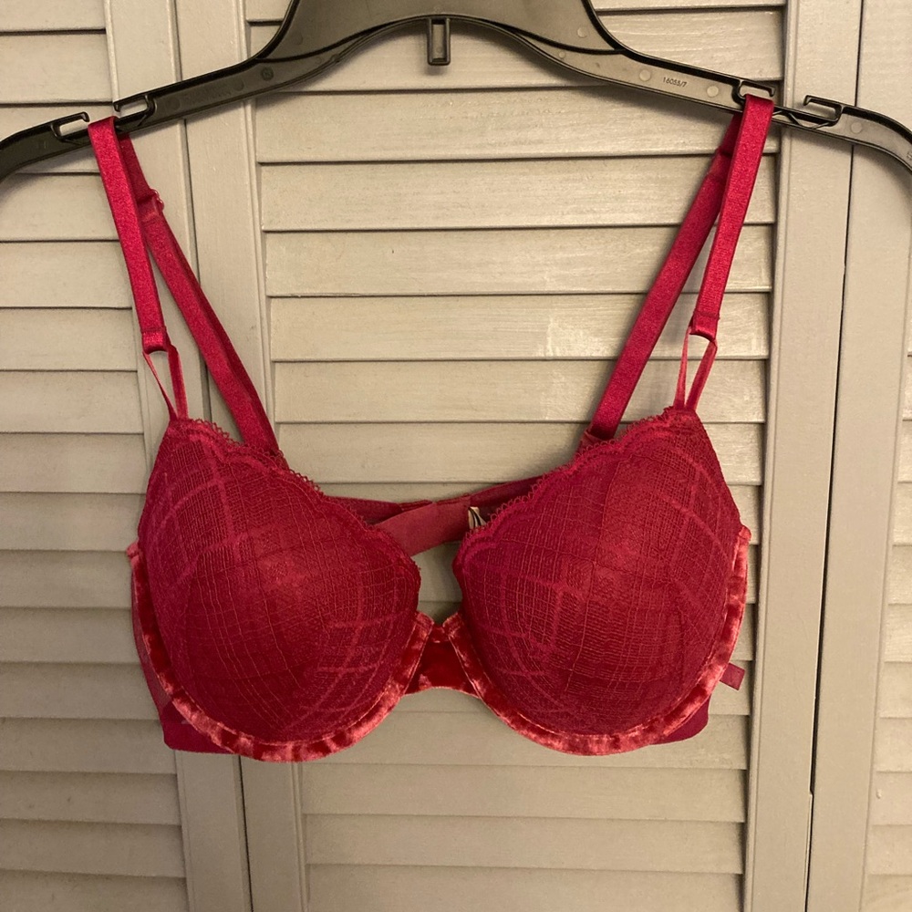 Victoria’s Secret Bra